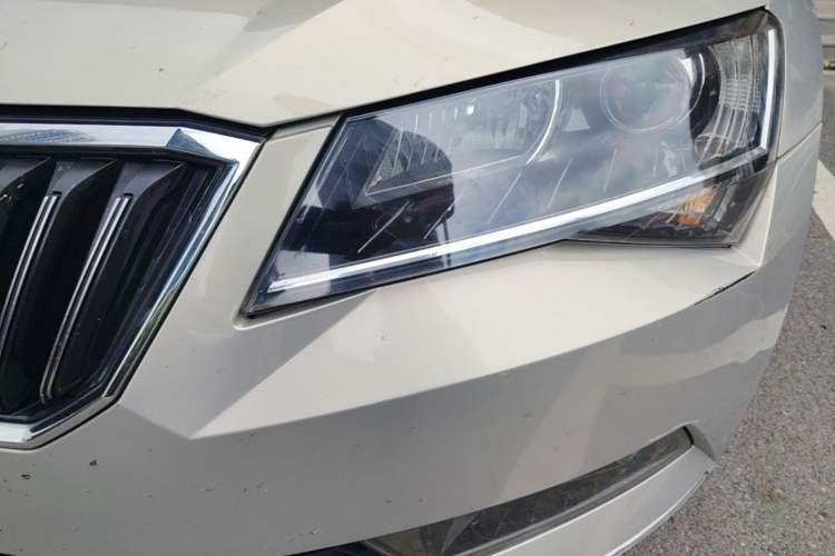 Used Skoda Superb 2019 TSI280 DSG Comfort Edition Left Front Headlight