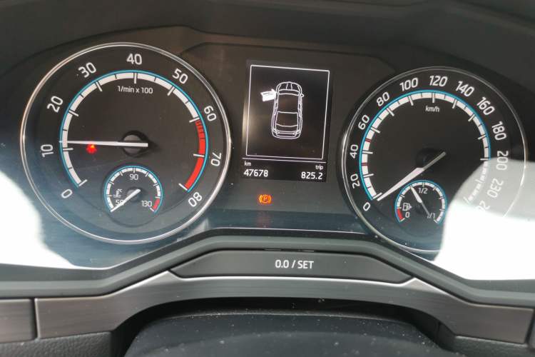 Used Skoda Superb 2019 TSI280 DSG Standard Edition Odometer Close Up