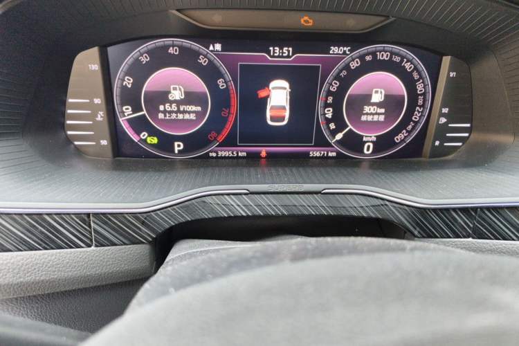 Used Skoda Superb 2019 TSI330 DSG Luxury Edition Odometer Close Up