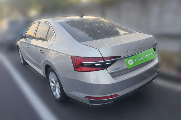 Used Skoda Superb 2019 Facelifted TSI280 DSG Comfort Edition Rear Left 45 Deg