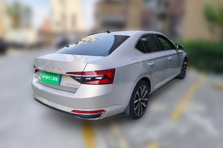 Used Skoda Superb 2019 TSI330 DSG Luxury Edition Rear Right 45 Deg