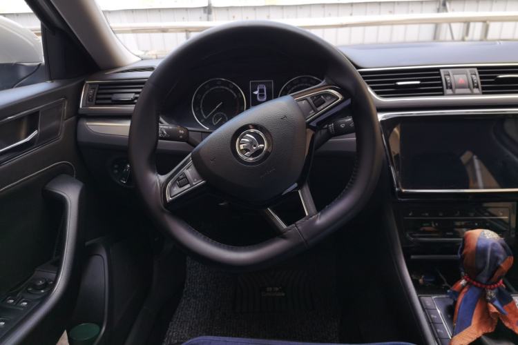 Used Skoda Superb 2019 Facelifted TSI280 DSG Comfort Edition Steering Wheel