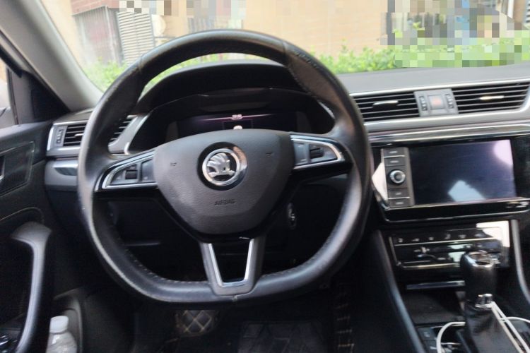 Used Skoda Superb 2019 TSI330 DSG Luxury Edition Steering Wheel