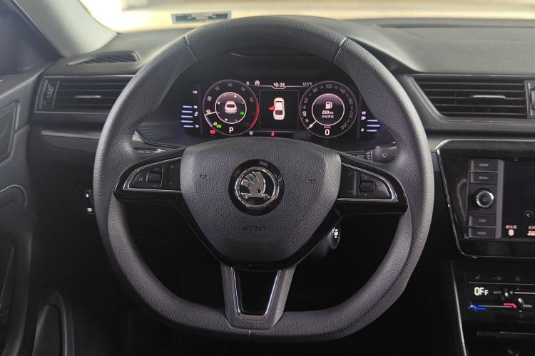 Used Skoda Superb 2019 TSI280 DSG Comfort Edition Steering Wheel