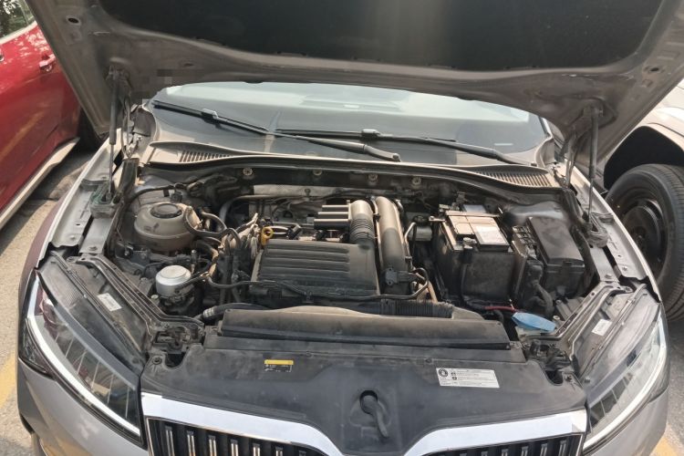 Used Skoda Superb 2019 Facelifted TSI280 DSG Comfort Edition Engine Bay