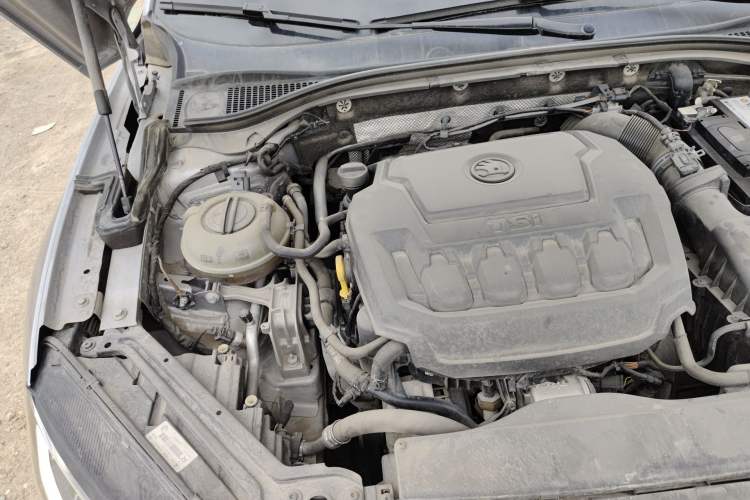 Used Skoda Superb 2019 Restyled TSI330 DSG Comfort Edition Engine Bay Right
