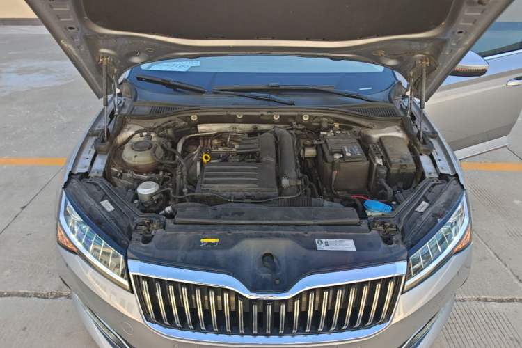 Used Skoda Superb 2019 Facelifted TSI280 DSG Comfort Edition Engine Bay