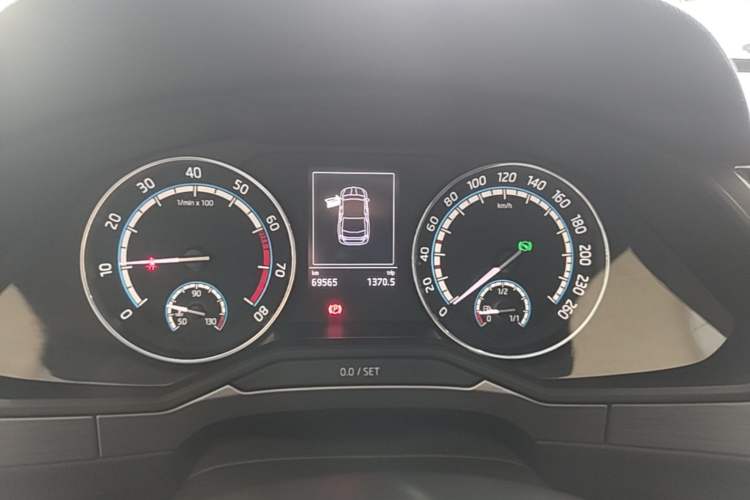 Used Skoda Superb 2019 Facelifted TSI280 DSG Comfort Edition Instrument Cluster