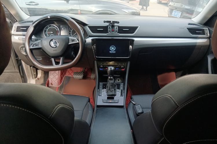 Used Skoda Superb 2019 Facelifted TSI280 DSG Comfort Edition Interior 2