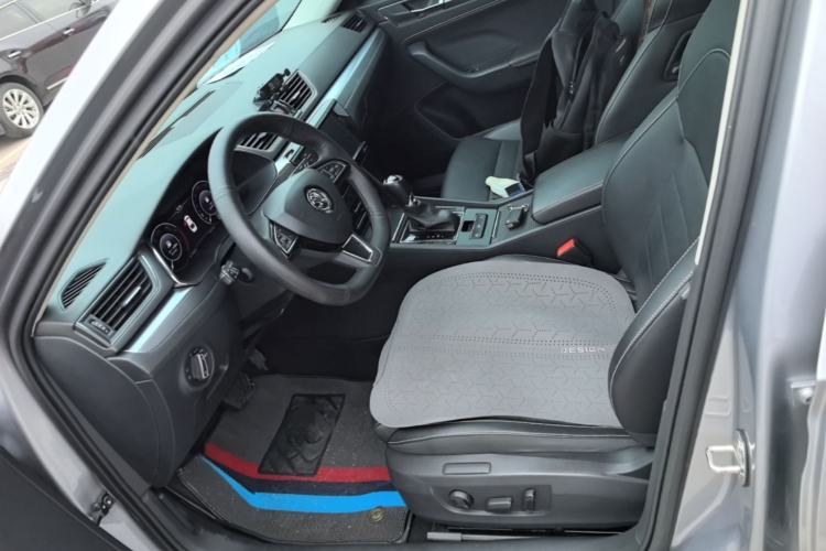 Used Skoda Superb 2019 Restyled TSI330 DSG Comfort Edition Left Front Seat