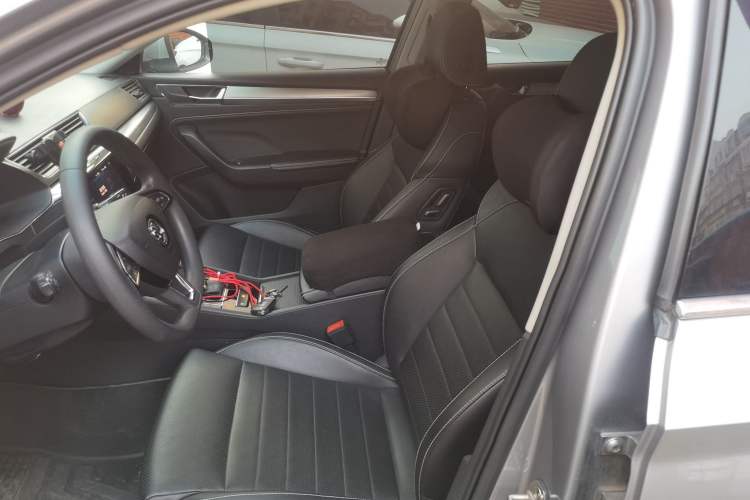 Used Skoda Superb 2019 TSI330 DSG Comfort Edition Left Front Seat