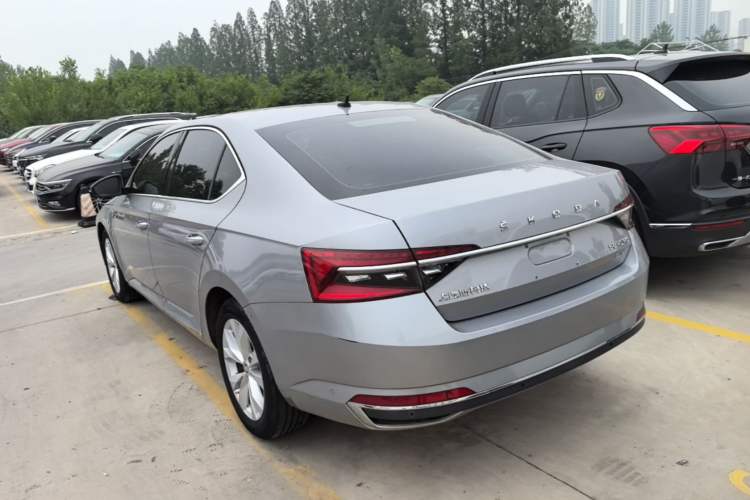 Used Skoda Superb 2019 Restyled TSI330 DSG Comfort Edition Rear Left 45 Deg