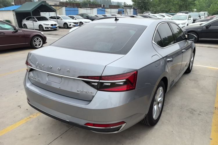 Used Skoda Superb 2019 Restyled TSI330 DSG Comfort Edition Rear Right 45 Deg