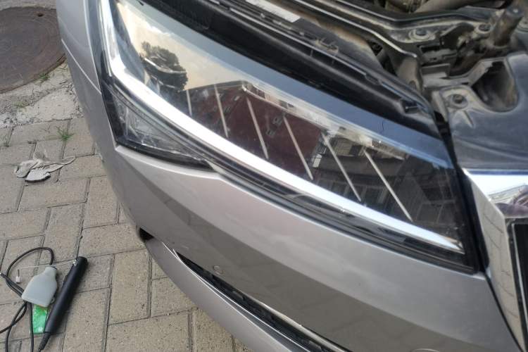 Used Skoda Superb 2019 TSI330 DSG Comfort Edition Right Front Headlight