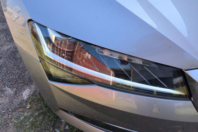 Used Skoda Superb 2019 TSI330 DSG Comfort Edition Right Front Headlight