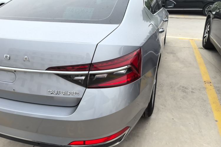 Used Skoda Superb 2019 Restyled TSI330 DSG Comfort Edition Right Rear Taillight