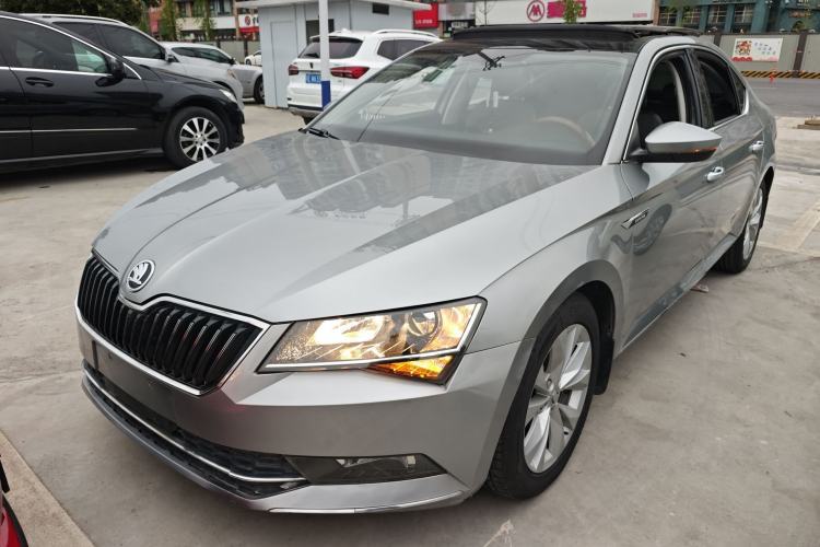 Used Skoda Superb 2019 TSI280 DSG Comfort Edition Guazi used car, China used car export, Used car for sale, Used cars, Cheapest cars for sale