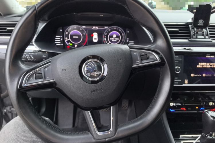 Used Skoda Superb 2019 Facelifted TSI330 DSG Luxury Edition Steering Wheel