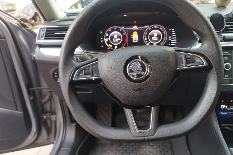 Used Skoda Superb 2019 TSI330 DSG Comfort Edition Steering Wheel