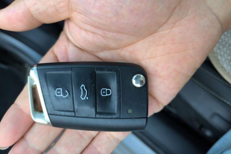 Used Skoda Superb 2019 TSI330 DSG Comfort Edition Vehicle Key