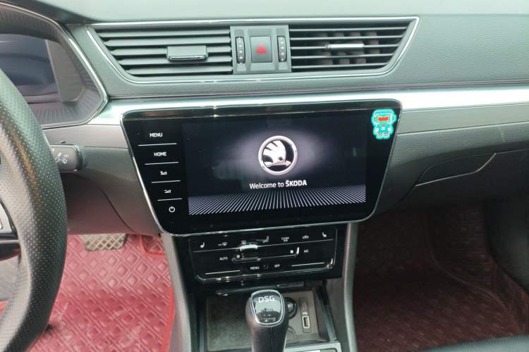 Used Skoda Superb 2019 Restyled TSI330 DSG Comfort Edition Audio And AC Panel