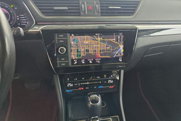 Used Skoda Superb 2019 Facelifted TSI330 DSG Luxury Edition Audio And AC Panel