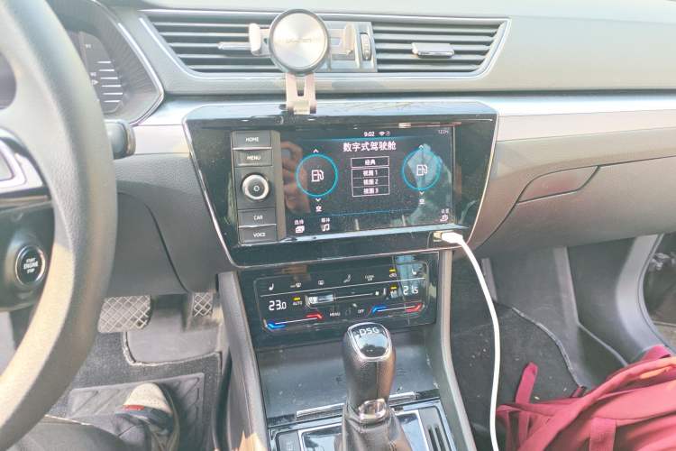 Used Skoda Superb 2019 Restyled TSI330 DSG Comfort Edition Audio And AC Panel