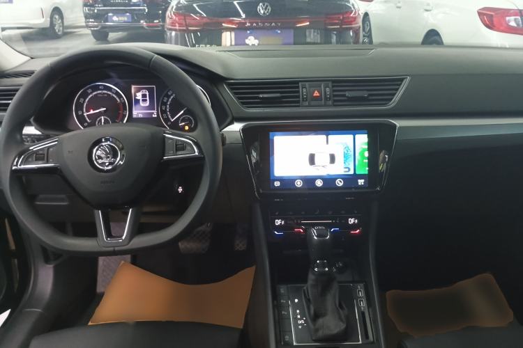 Used Skoda Superb 2019 TSI280 DSG Comfort Edition Center Console