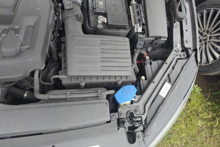 Used Skoda Superb 2019 TSI330 DSG Luxury Edition Engine Bay Left