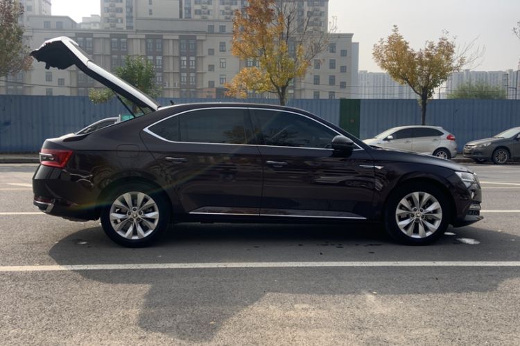 Used Skoda Superb 2019 Restyled TSI330 DSG Comfort Edition Exterior 1