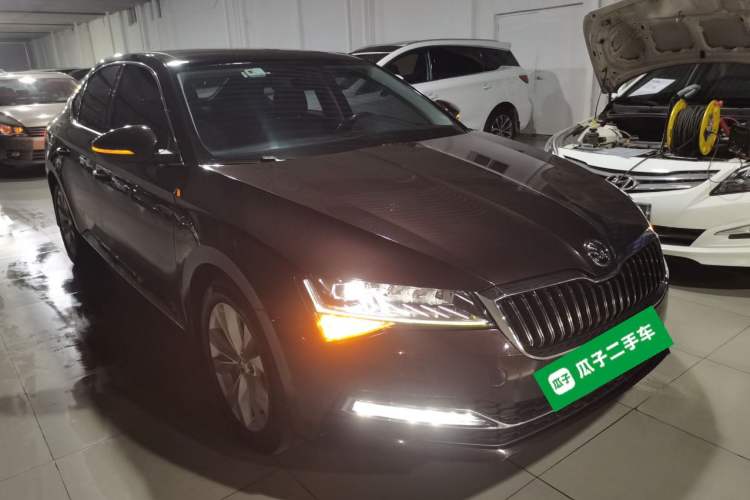 Used Skoda Superb 2019 TSI280 DSG Comfort Edition Exterior 2
