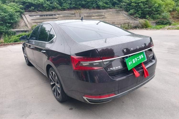 Used Skoda Superb 2019 TSI330 DSG Luxury Edition Exterior 2