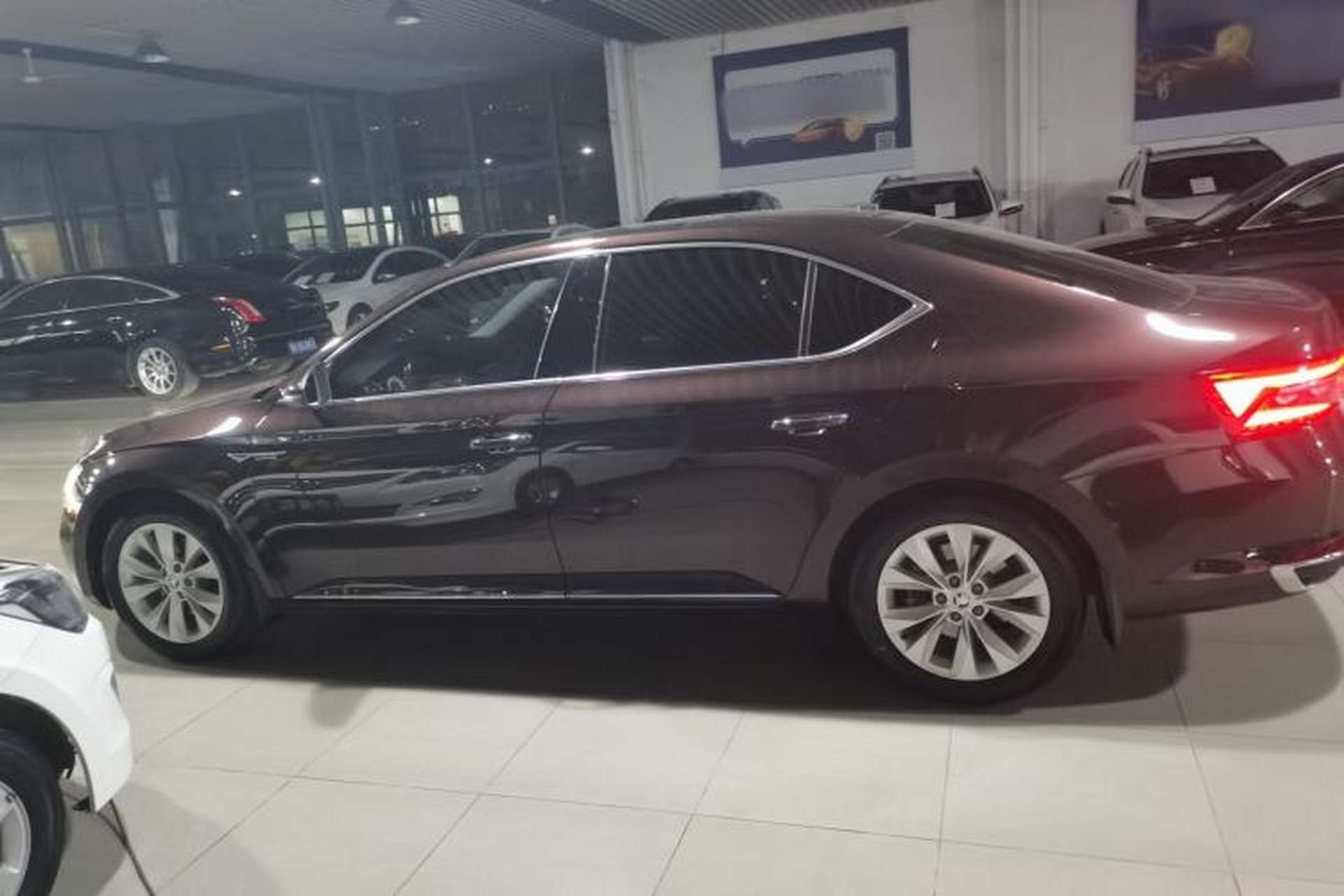 Used Skoda Superb 2019 TSI280 DSG Comfort Edition Exterior 3