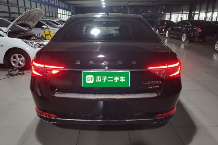 Used Skoda Superb 2019 TSI280 DSG Comfort Edition Exterior 4