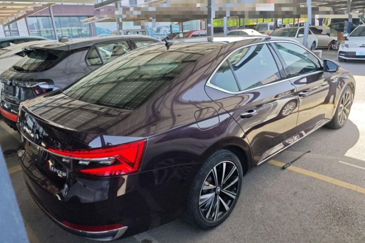 Used Skoda Superb 2019 Facelifted TSI330 DSG Luxury Edition Exterior 5