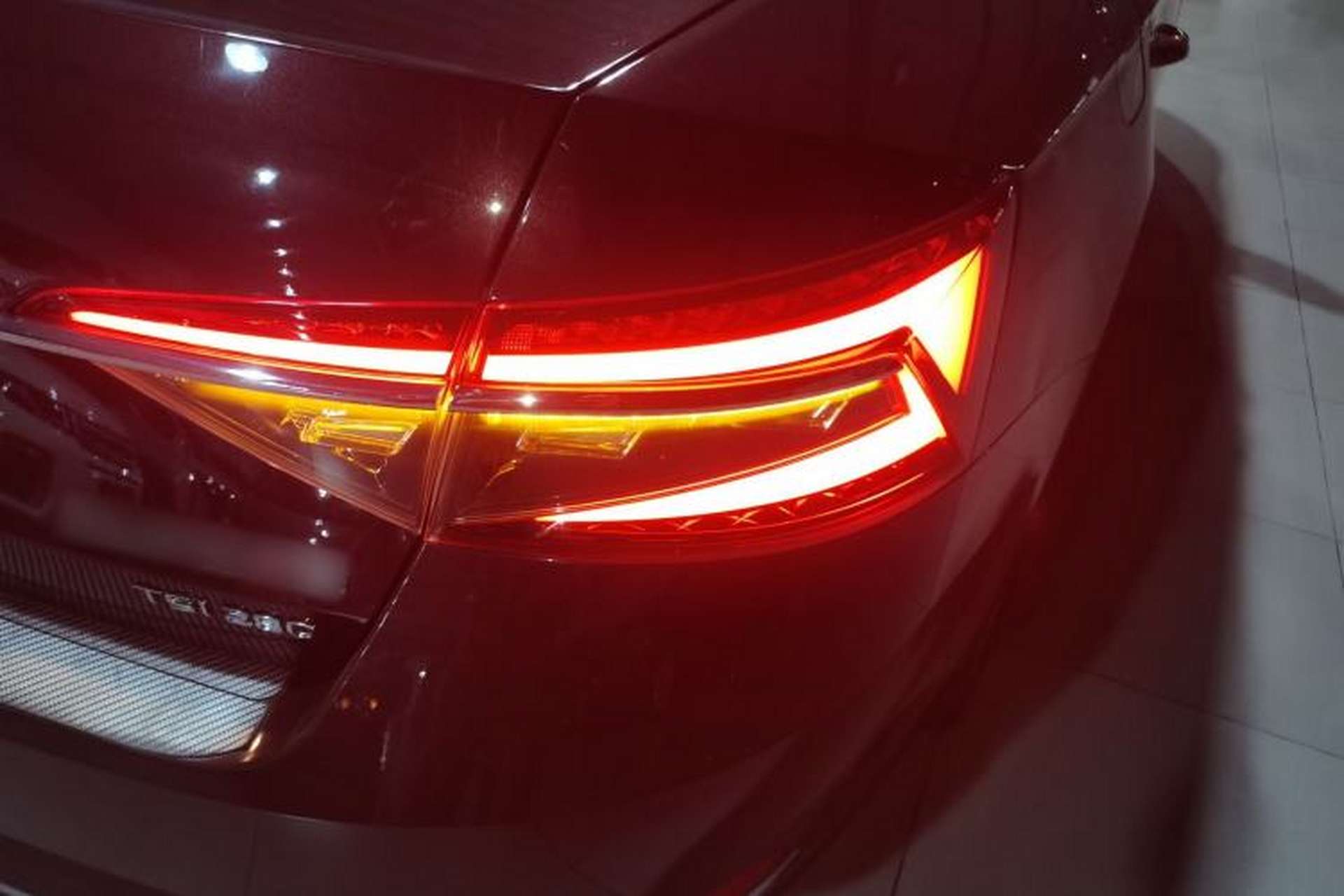 Used Skoda Superb 2019 TSI280 DSG Comfort Edition Exterior 6