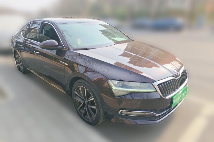 Used Skoda Superb 2019 Restyled TSI330 DSG Comfort Edition Front Right 45 Deg