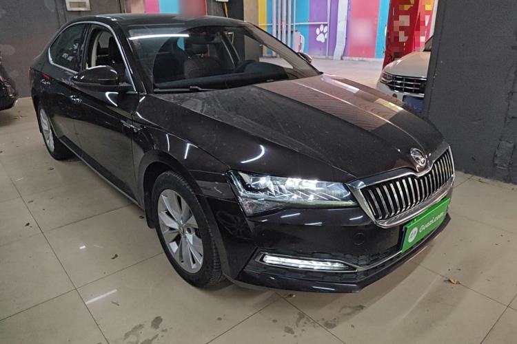 Used Skoda Superb 2019 TSI280 DSG Comfort Edition Front Right 45 Deg