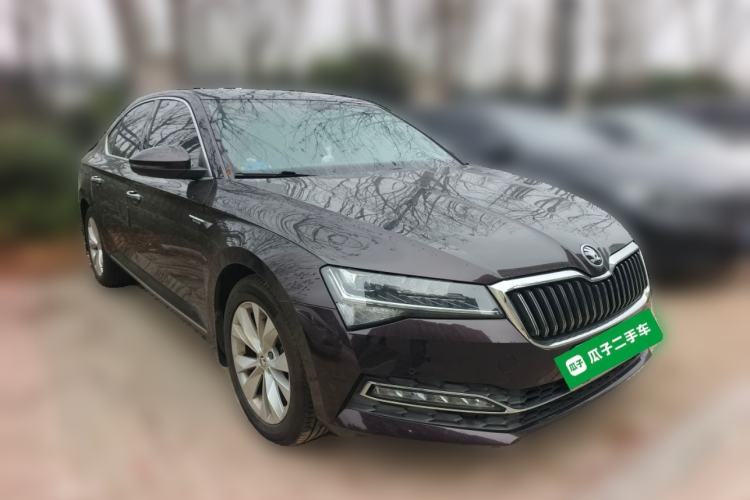 Used Skoda Superb 2019 Restyled TSI330 DSG Comfort Edition Front Right 45 Deg