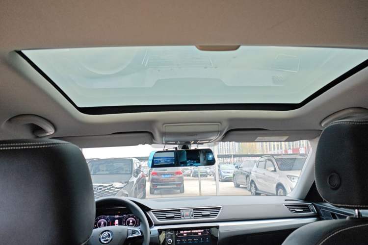 Used Skoda Superb 2019 Restyled TSI330 DSG Comfort Edition Headliner