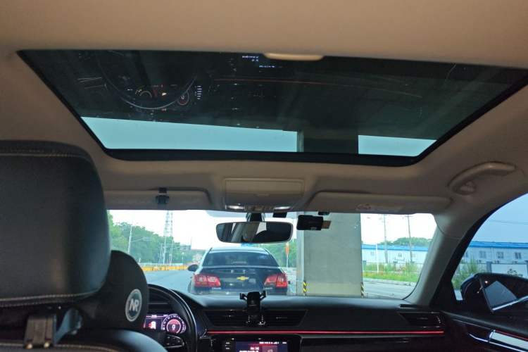 Used Skoda Superb 2019 TSI330 DSG Luxury Edition Headliner