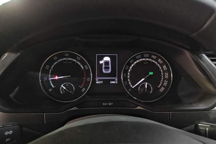 Used Skoda Superb 2019 TSI280 DSG Comfort Edition Instrument Cluster