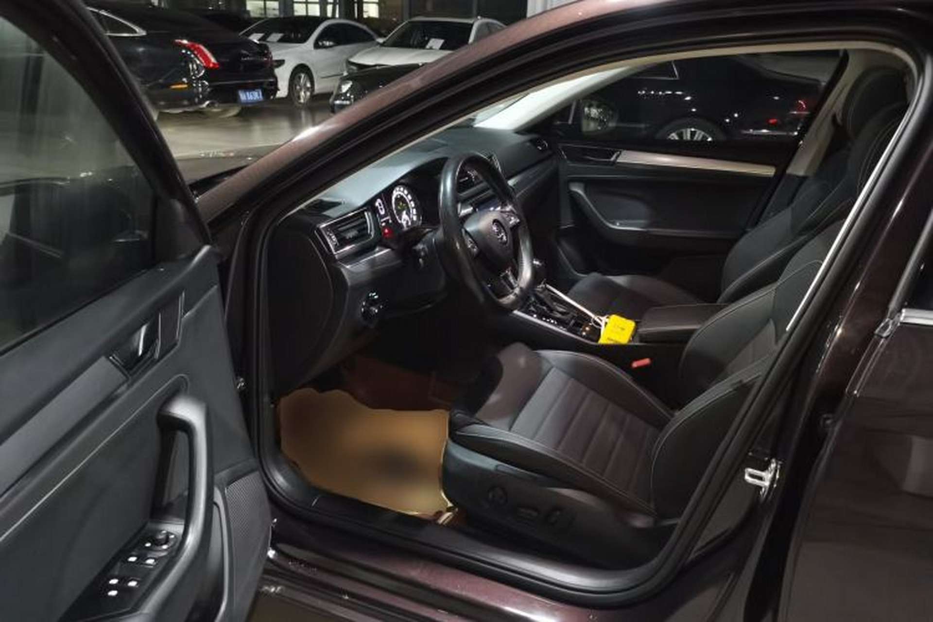 Used Skoda Superb 2019 TSI280 DSG Comfort Edition Interior 3