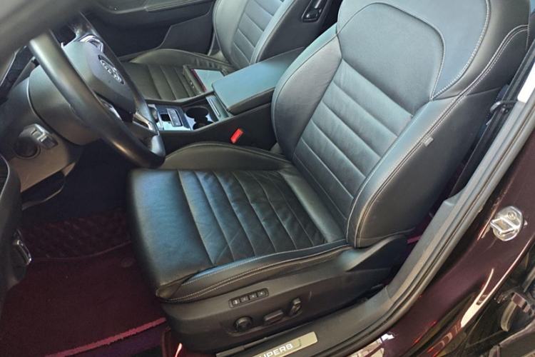 Used Skoda Superb 2019 Facelifted TSI330 DSG Luxury Edition Interior 5