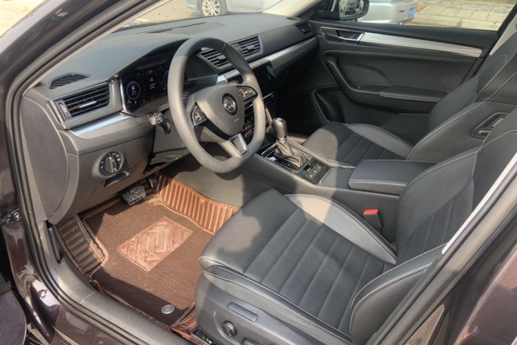 Used Skoda Superb 2019 Restyled TSI330 DSG Comfort Edition Interior 5