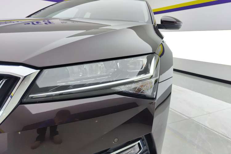 Used Skoda Superb 2019 TSI280 DSG Comfort Edition Left Front Headlight