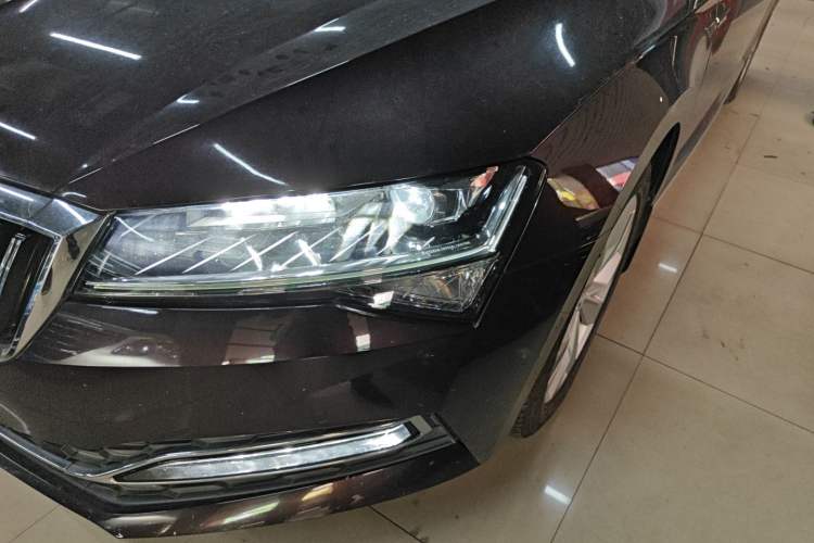 Used Skoda Superb 2019 TSI280 DSG Comfort Edition Left Front Headlight