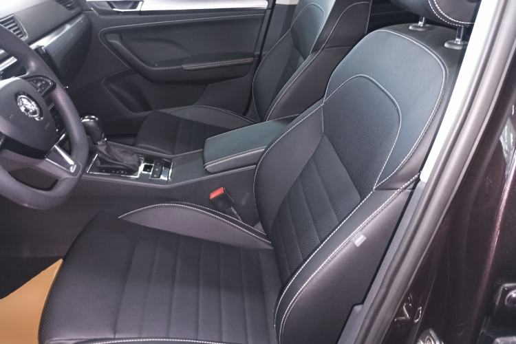 Used Skoda Superb 2019 TSI280 DSG Comfort Edition Left Front Seat