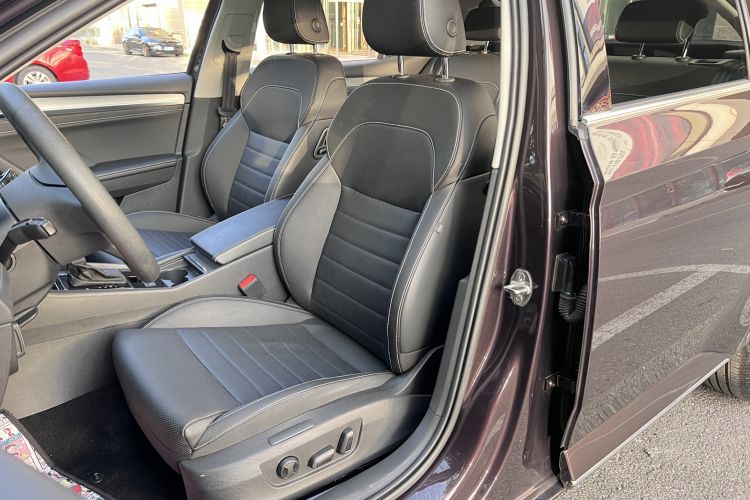 Used Skoda Superb 2019 Restyled TSI330 DSG Comfort Edition Left Front Seat
