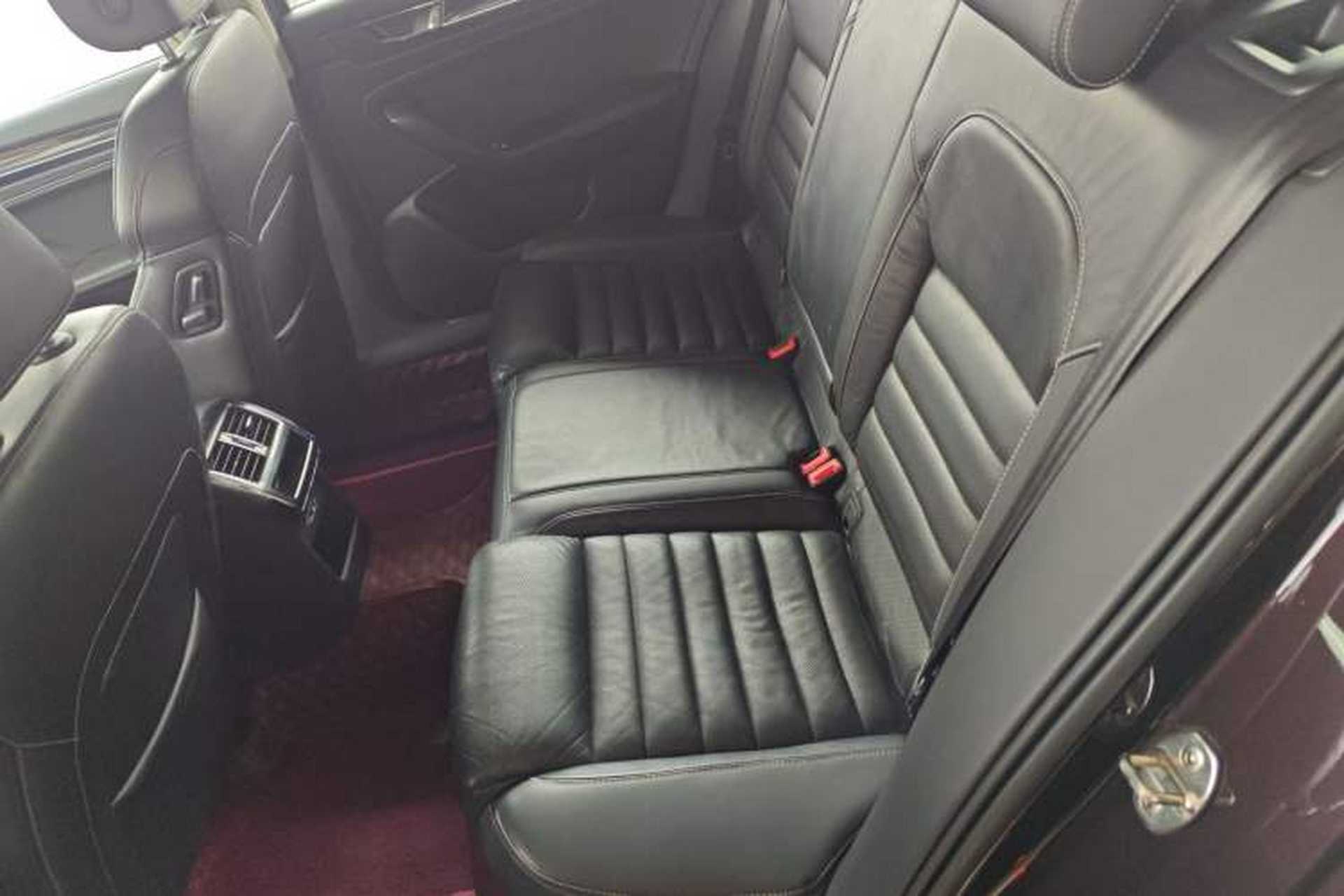 Used Skoda Superb 2019 Facelifted TSI330 DSG Luxury Edition Left Rear Seat